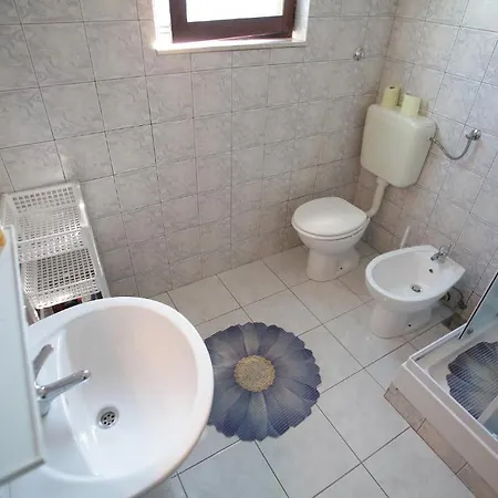 Apartman Irena *