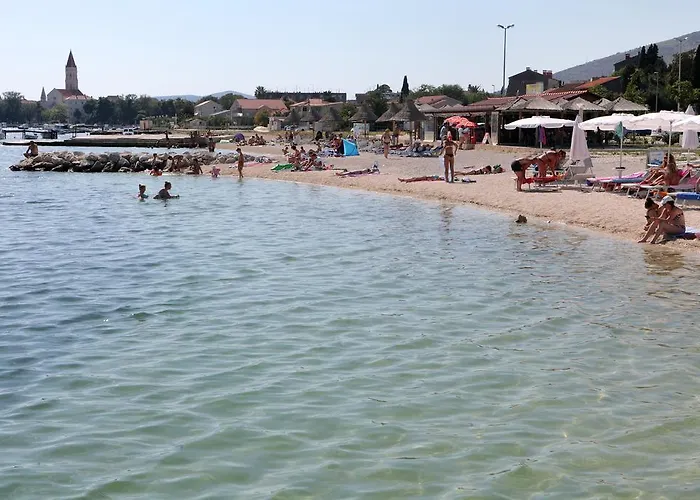 Апартаменти Irena *