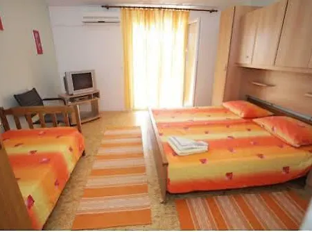 아파트 Irena 트로기르